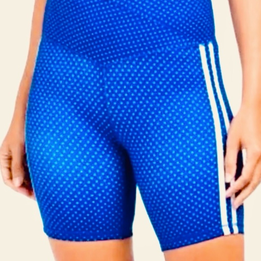 💙🫦💙• 🦵🏻 Revolve x Wilo x Sportin’ Style Vibes🦵🏻•🫦💙🫦